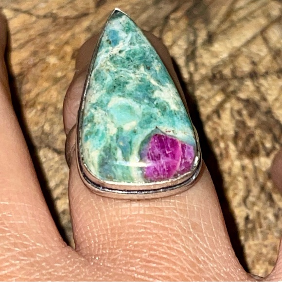 Ruby Fuschite Ring Size 5 1/2 - Picture 7 of 8